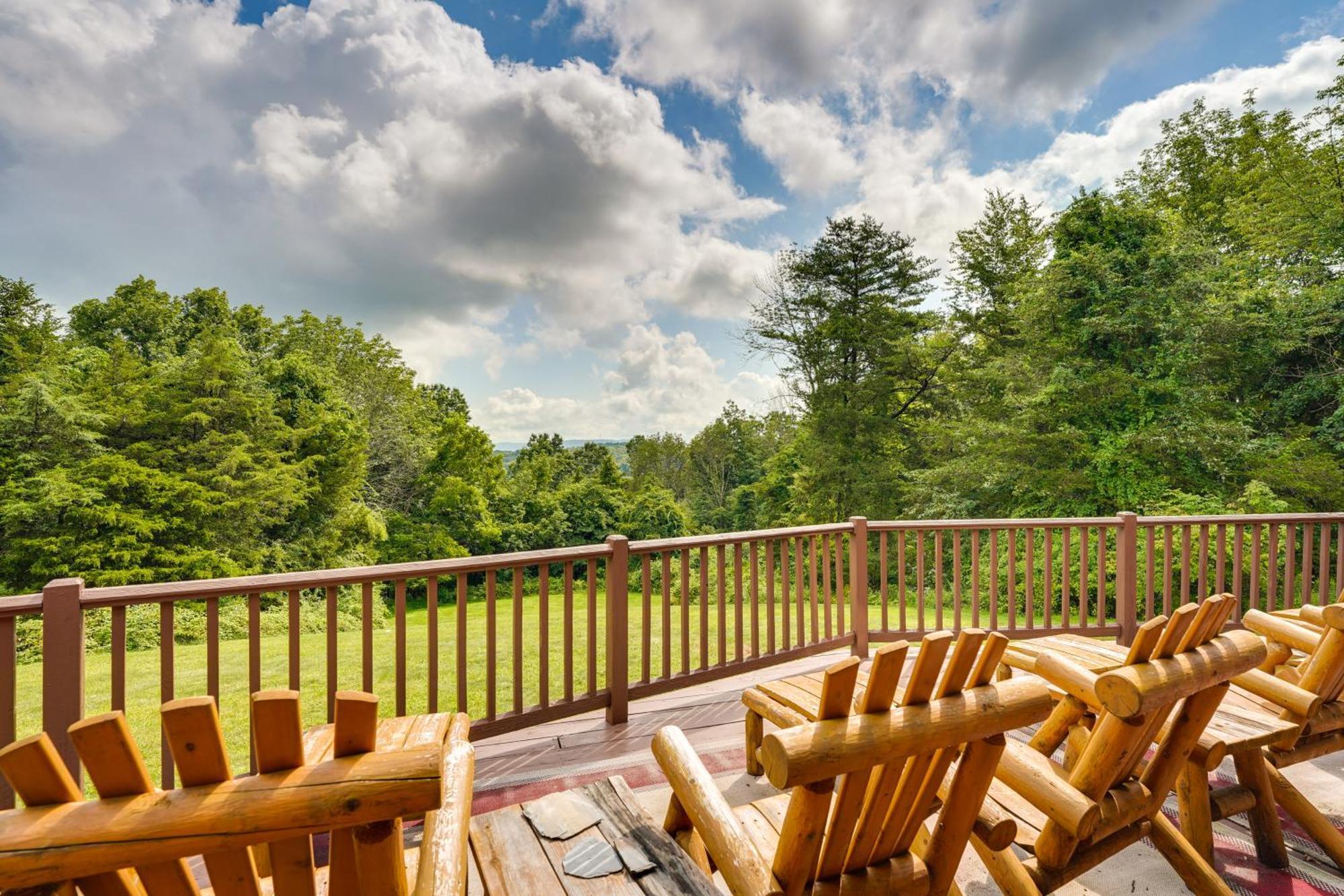 Luxury Log Cabin With Ev Charger And Mtn Views! Blairstown Εξωτερικό φωτογραφία