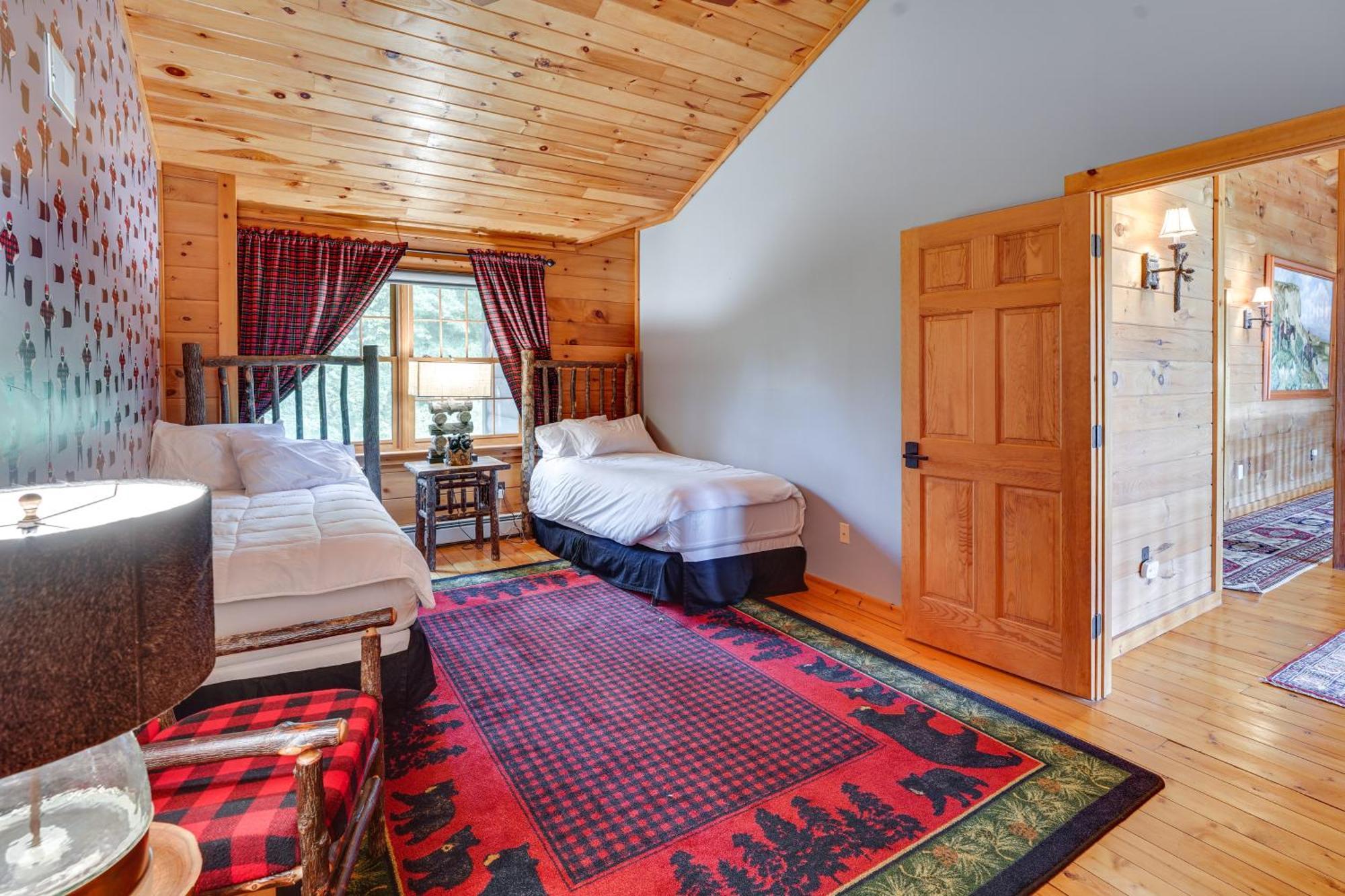 Luxury Log Cabin With Ev Charger And Mtn Views! Blairstown Εξωτερικό φωτογραφία