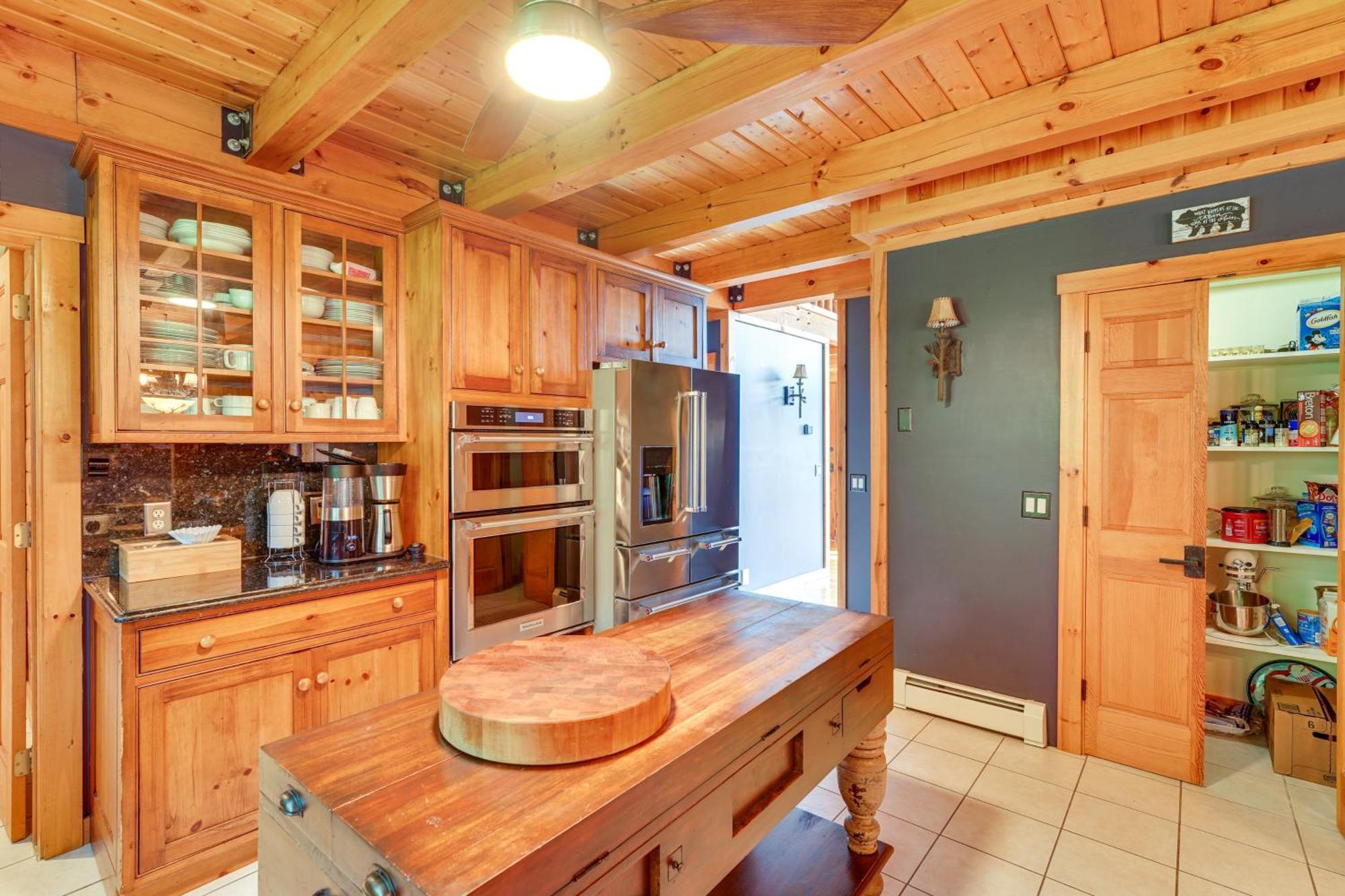 Luxury Log Cabin With Ev Charger And Mtn Views! Blairstown Εξωτερικό φωτογραφία